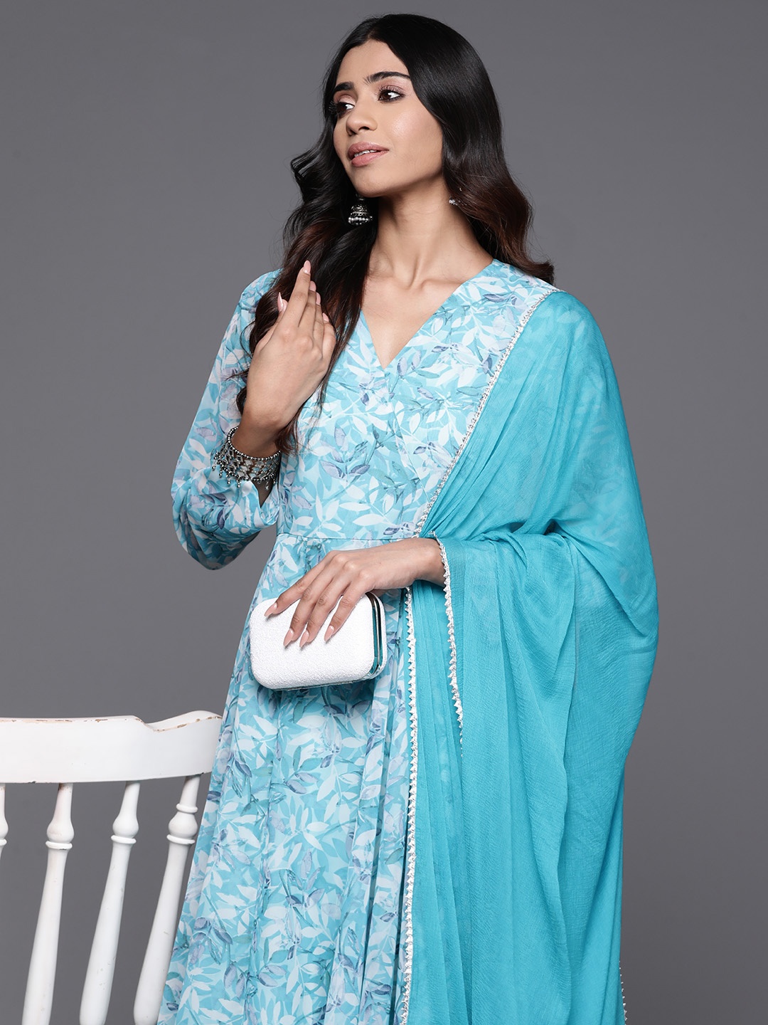 

Varanga Floral Printed Georgette Anarkali Kurta with Dupatta, Turquoise blue