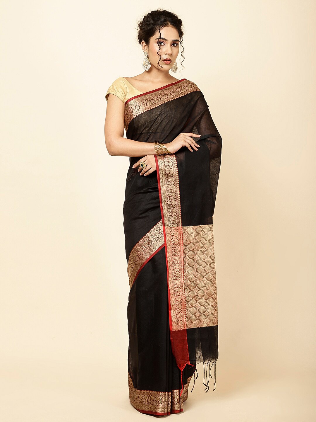 

Meena Bazaar Woven Design Zari Sarees, Black