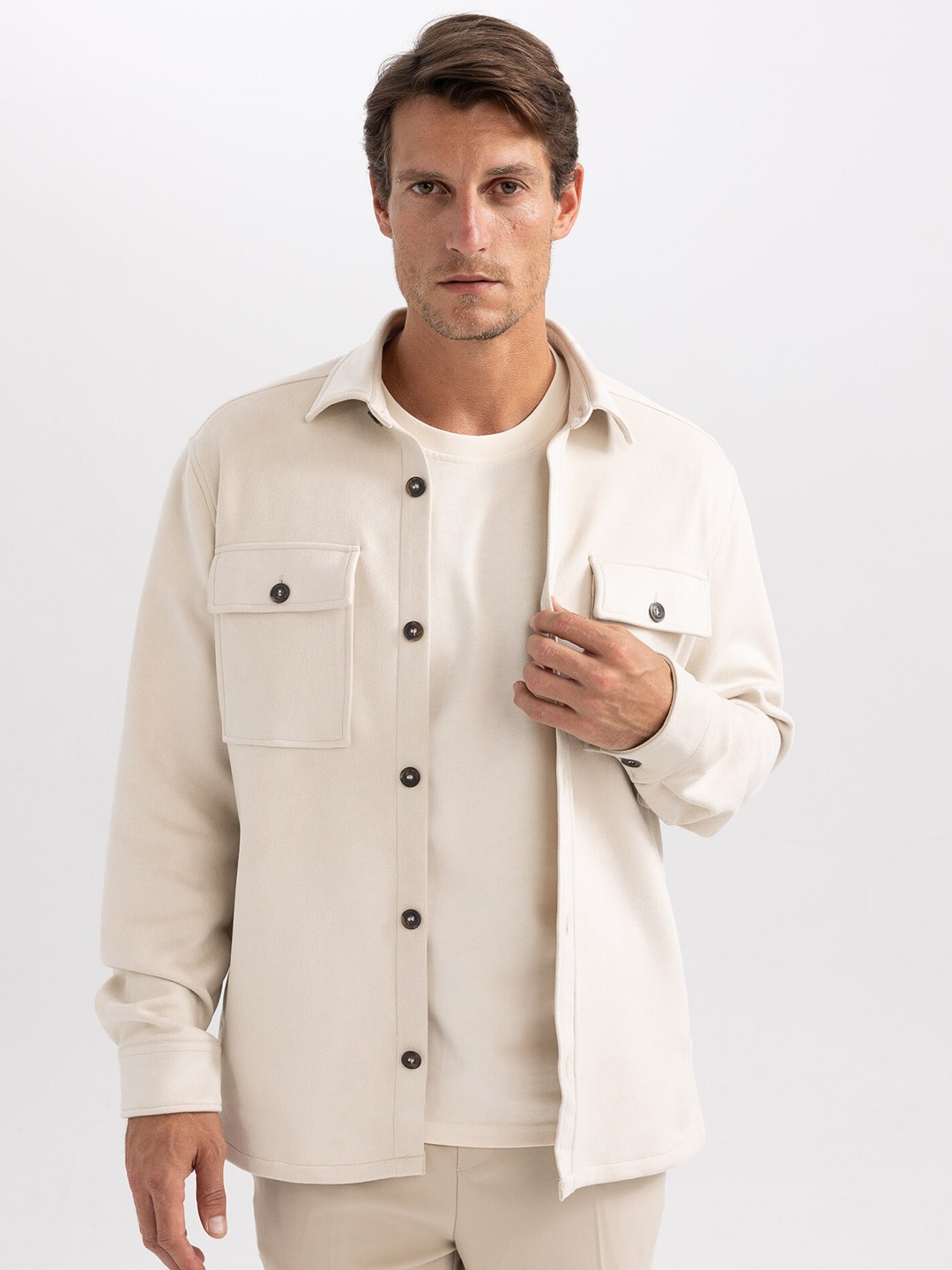 

DeFacto Flap Pocket Detail Spread Collar Casual Shacket, Off white