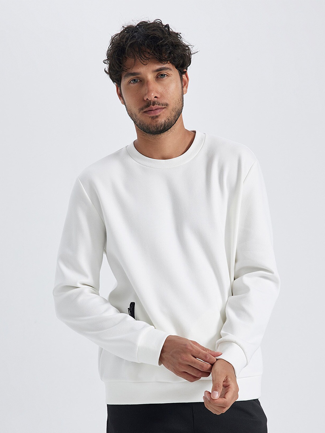

DeFacto Round Neck Pullover, White