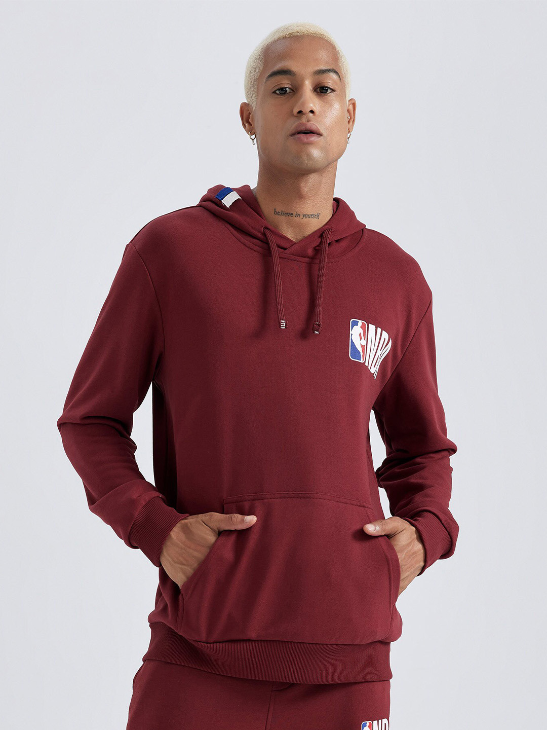 

DeFacto Hooded Pullover Sweatshirt, Maroon