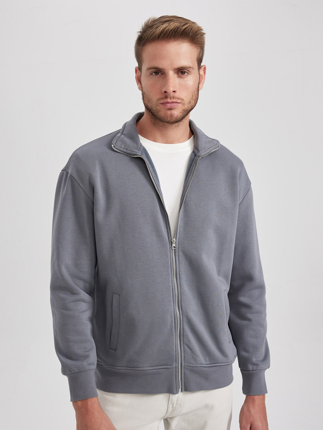 

DeFacto High Neck Sweatshirt, Grey