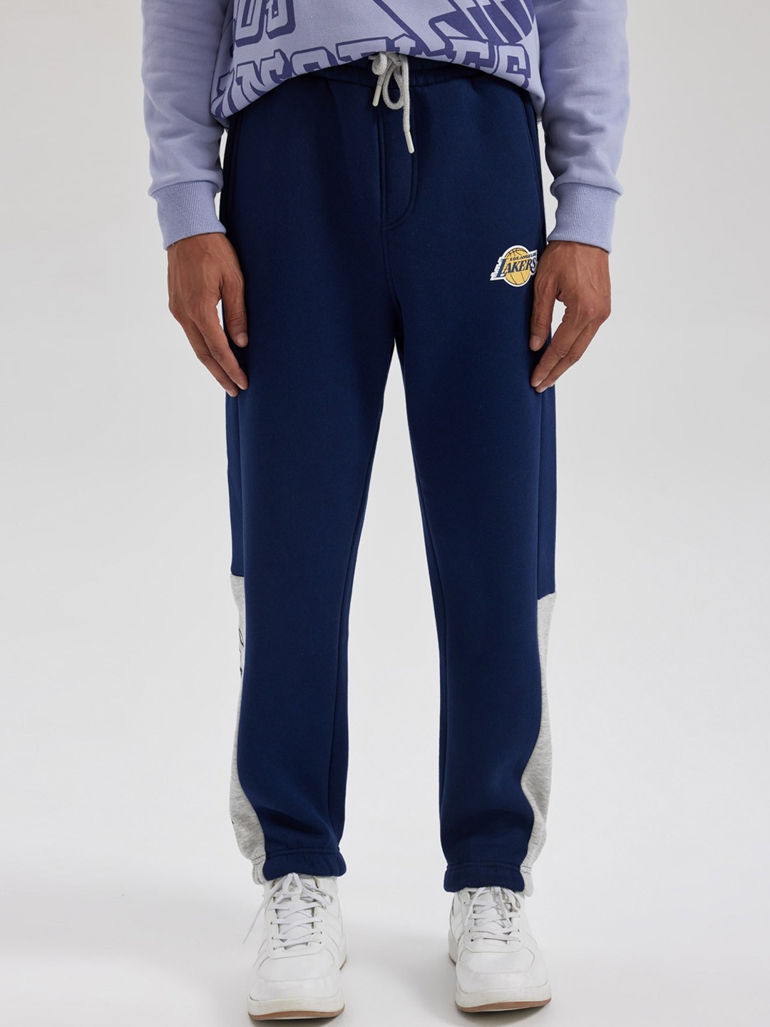 

DeFacto Men Joggers Trousers, Navy blue