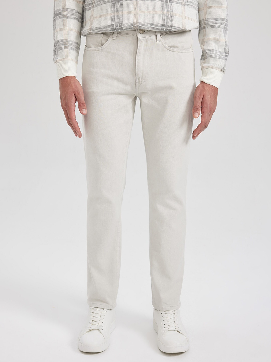 

DeFacto Men Cotton Chinos Trousers, Off white