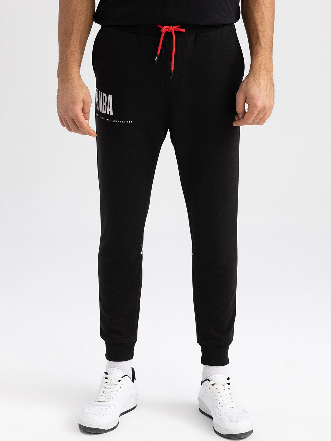 

DeFacto Men Joggers Trousers, Black