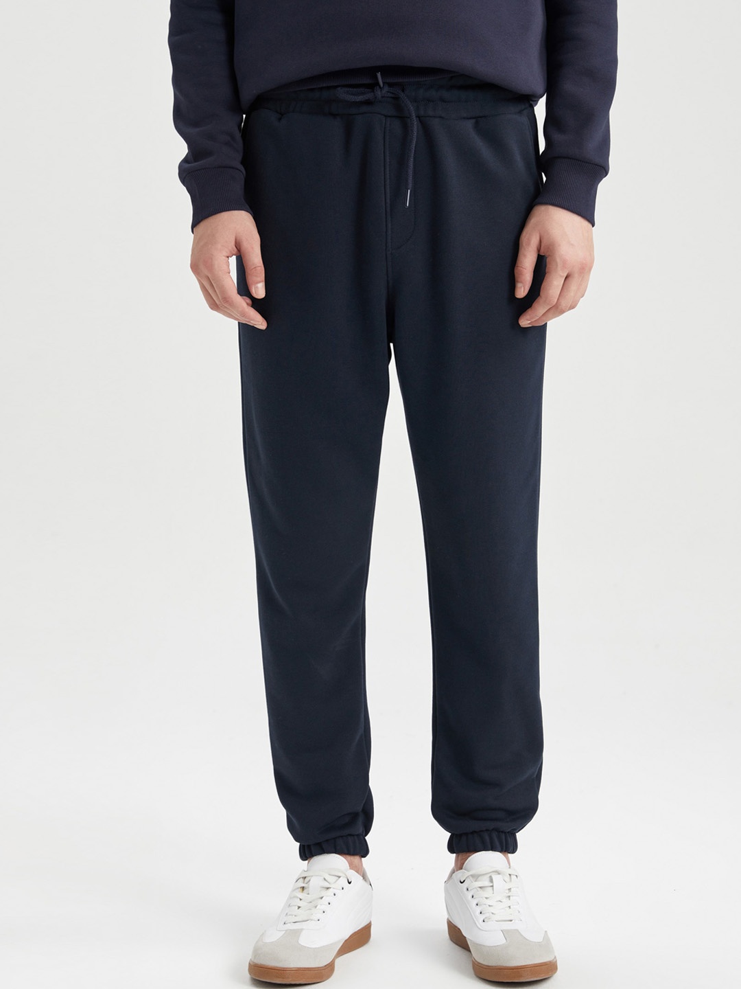 

DeFacto Men Joggers Trousers, Black