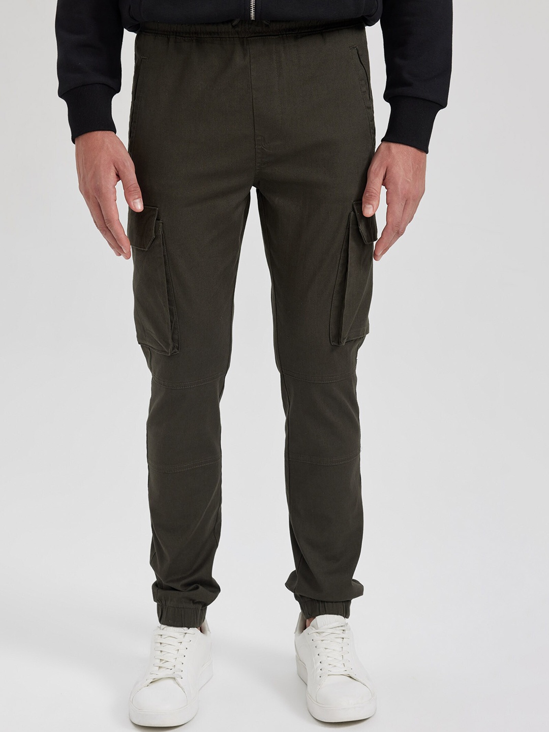 

DeFacto Men Cotton Cargos Trousers, Khaki