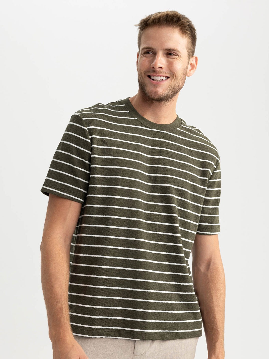 

DeFacto Striped Round Neck T-shirt, Black