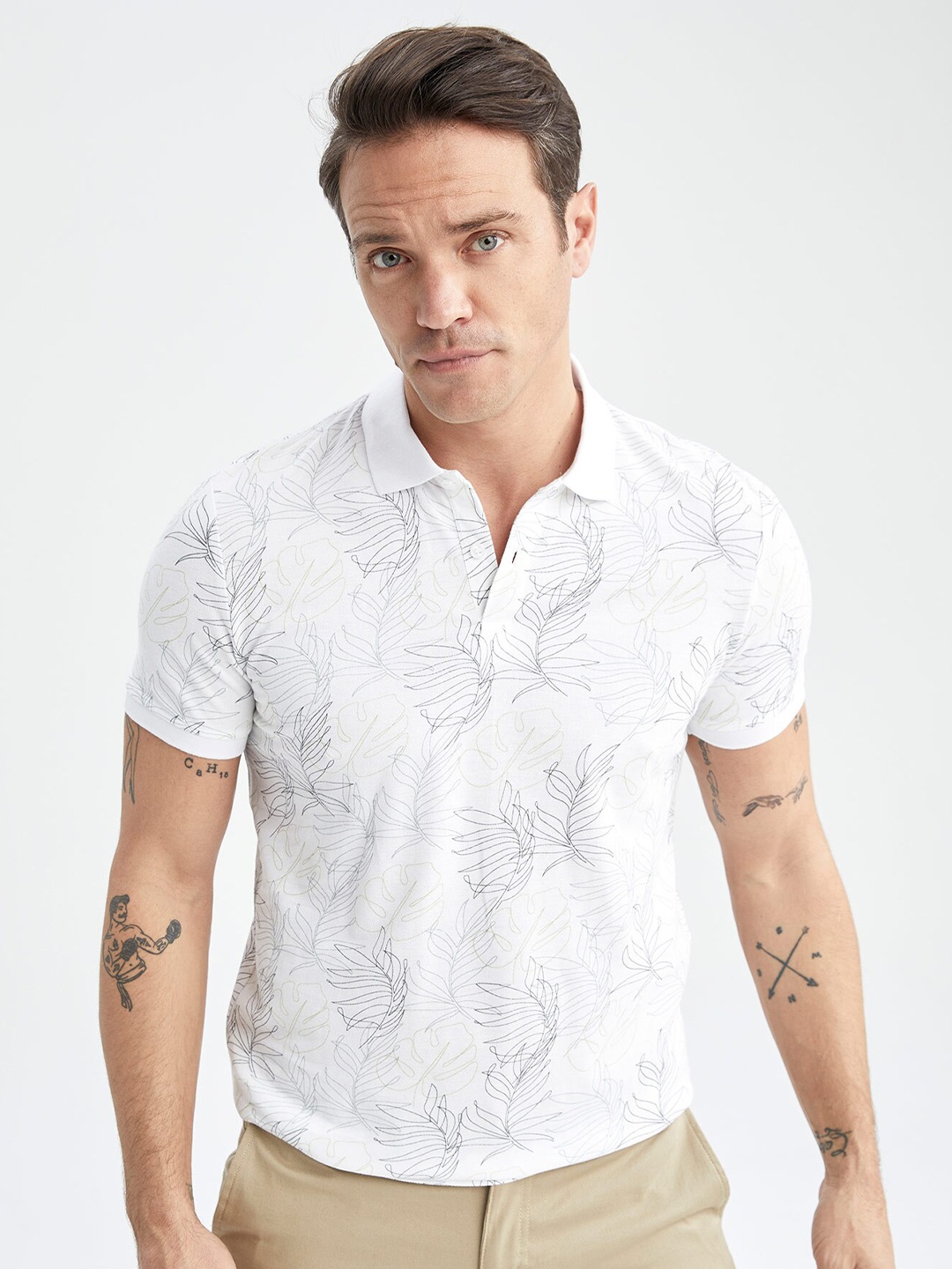 

DeFacto Polo Collar Cotton T-shirt, White