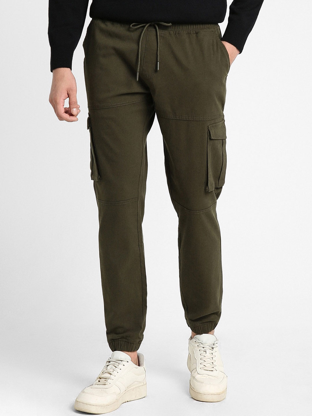 

Dennis Lingo Men Slim Fit Mid Rise Joggers, Olive
