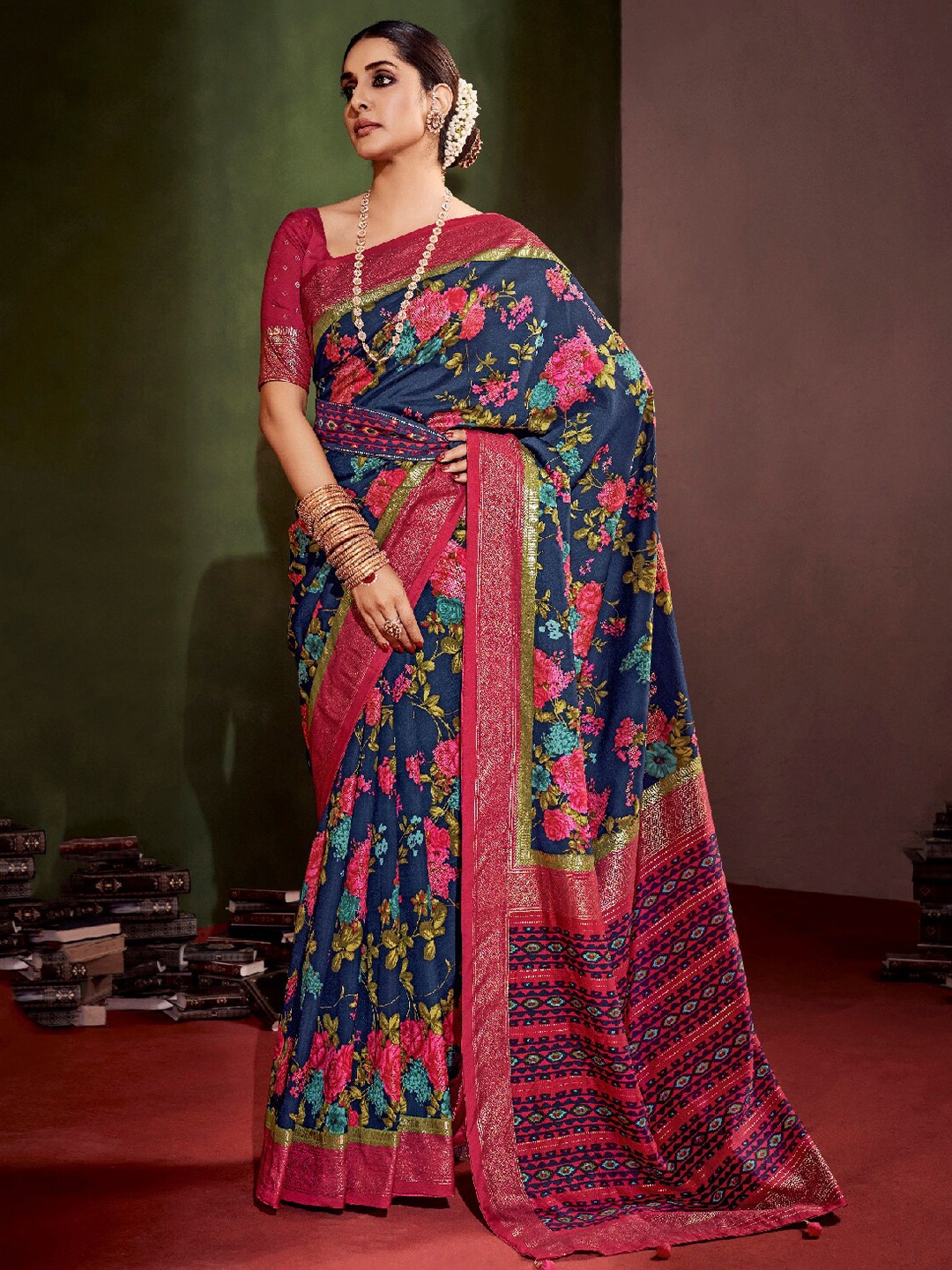 

Mitera Grey & Pink Floral Printed Zari Silk Cotton Ikat Saree, Blue