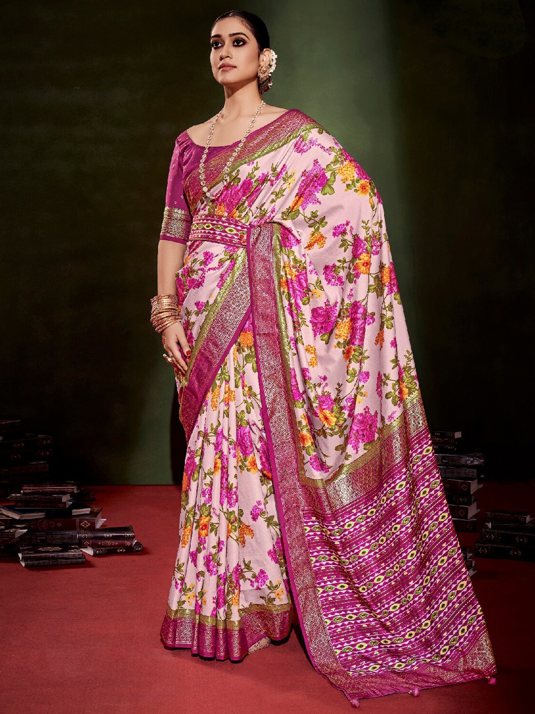 

Mitera Pink Floral Printed Zari Detailed Silk Cotton Saree