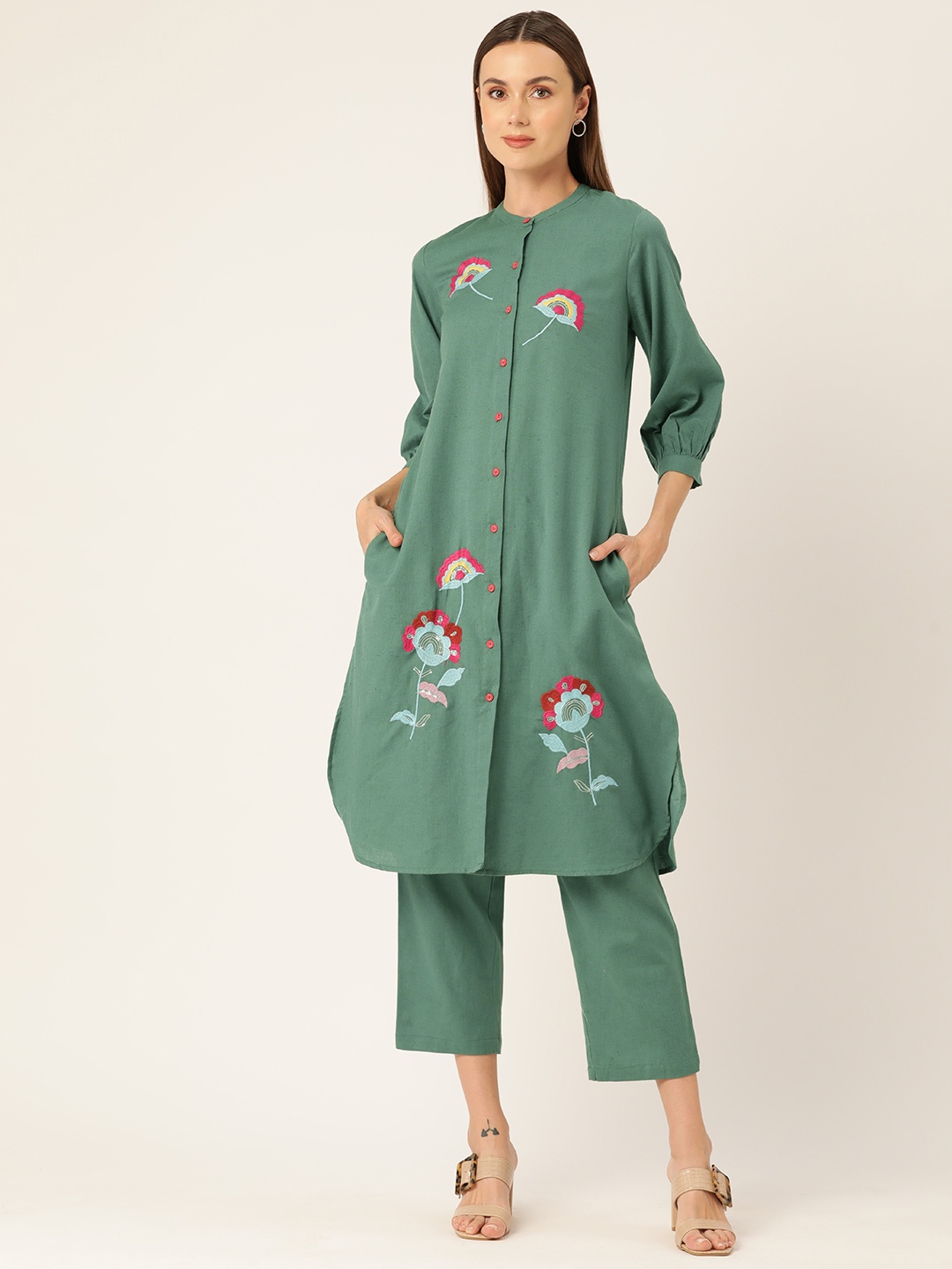 

MISRI Women Floral Embroidered Regular Kurta with Palazzos, Green