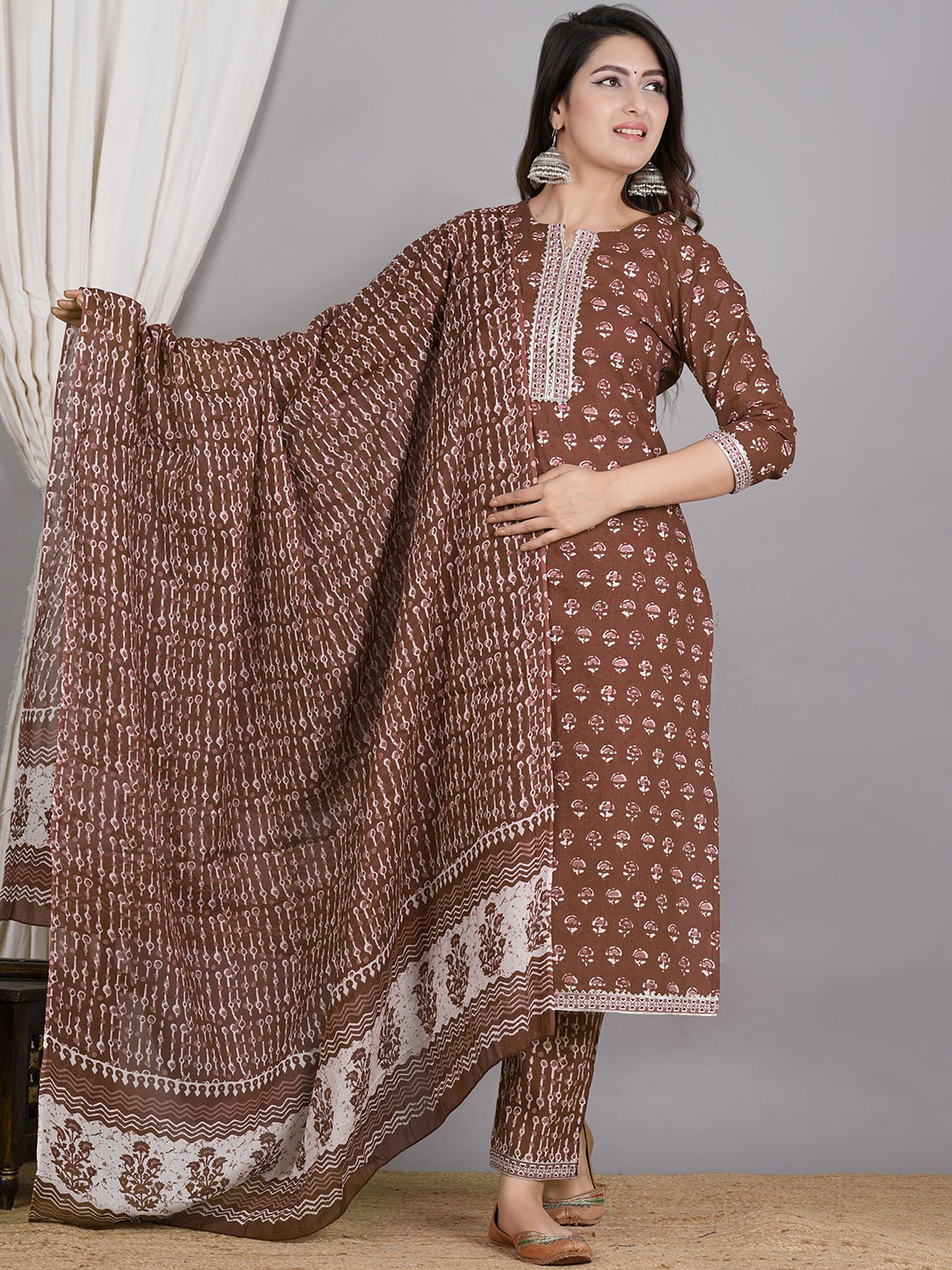 

ZOYOTO Floral Printed Regular Gotta Patti Pure Cotton Kurta With Trousers & Dupatta, Brown