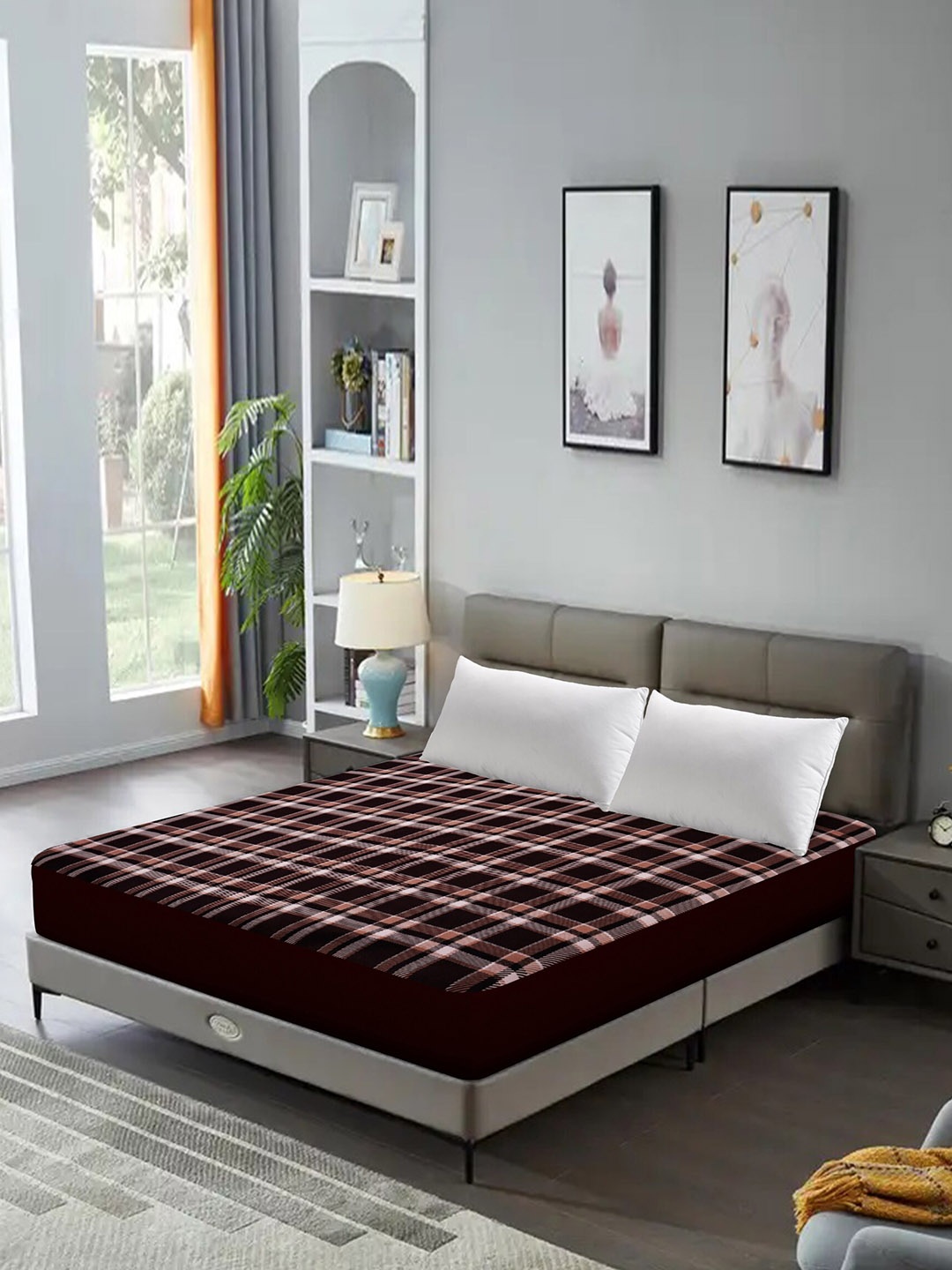 

DREAM CARE Maroon & White Checked Queen Size Bed Mattress Protector