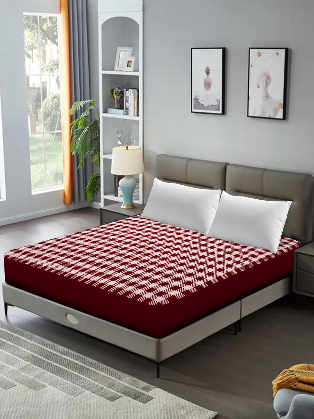 

DREAM CARE Red & White Checked Water Resistant Queen Bed Mattress Protector