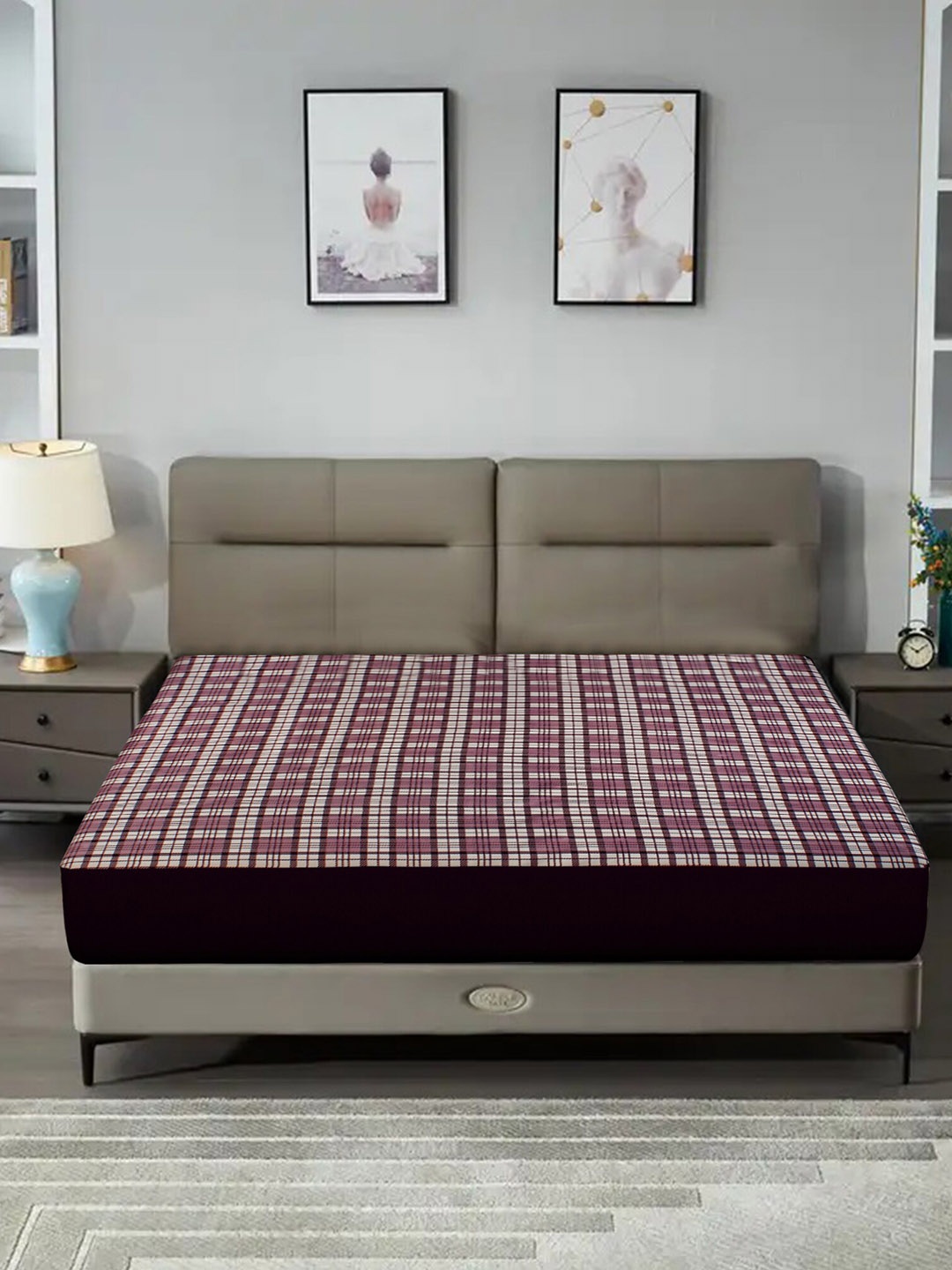 

DREAM CARE Maroon & White Geometric Printed Stretchable Single Mattress Protector