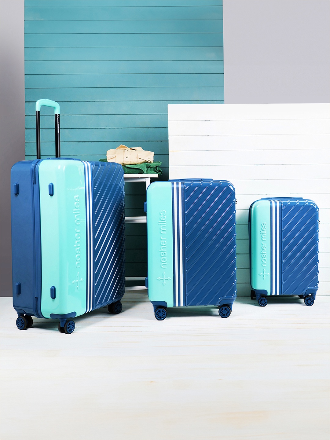 

Nasher Miles Set Of 3 Hard-Sided Trolley Suitcases, Teal