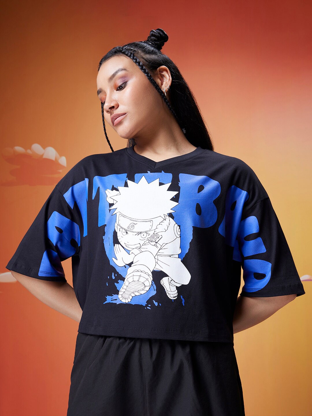 

Bewakoof Official Naruto Merchandise Chibi Naruto Graphic Printed Oversized Short Top, Black