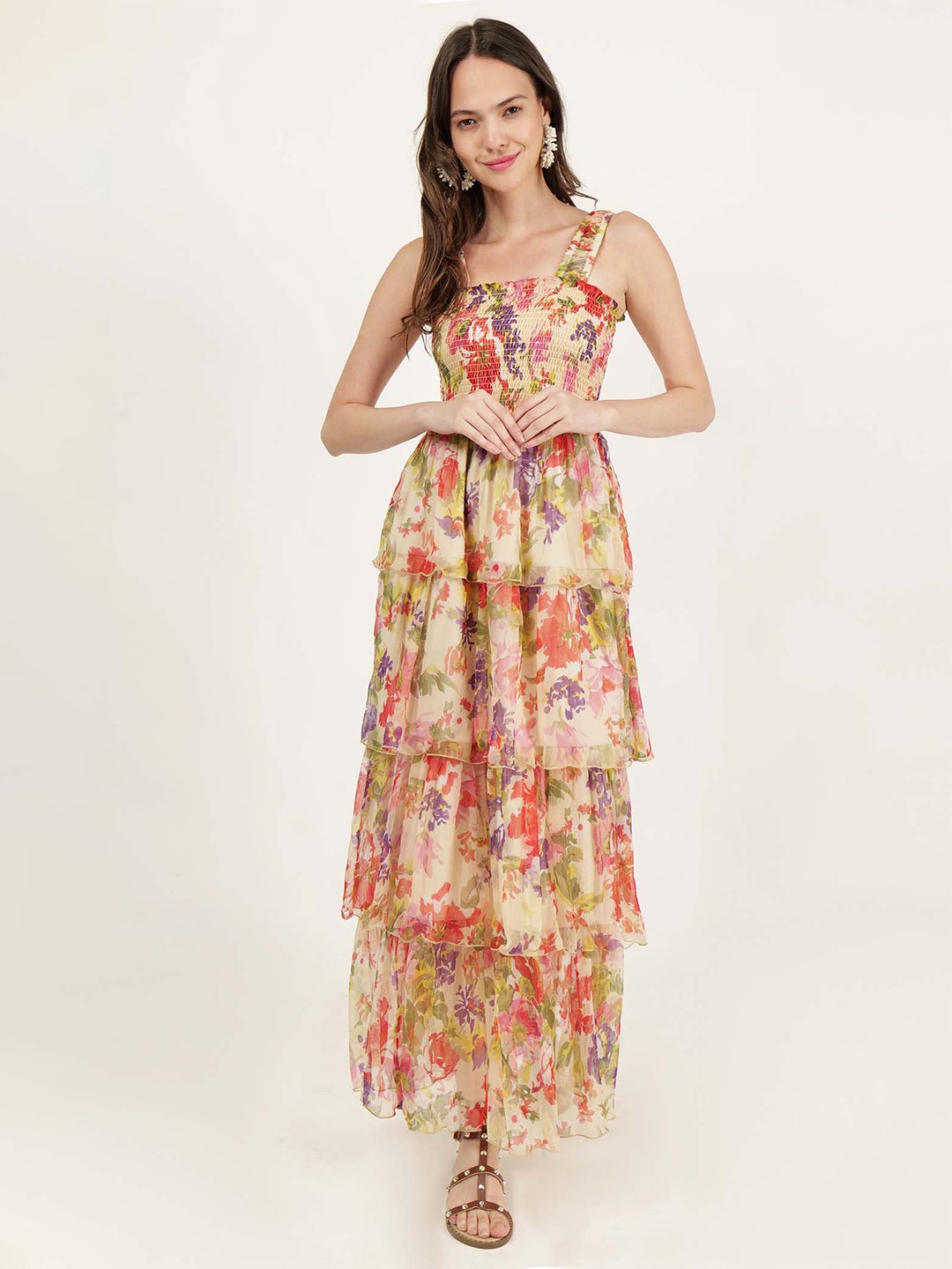 

DRIRO Floral Printed Smocked Detailed Tiered Maxi Dress, Green