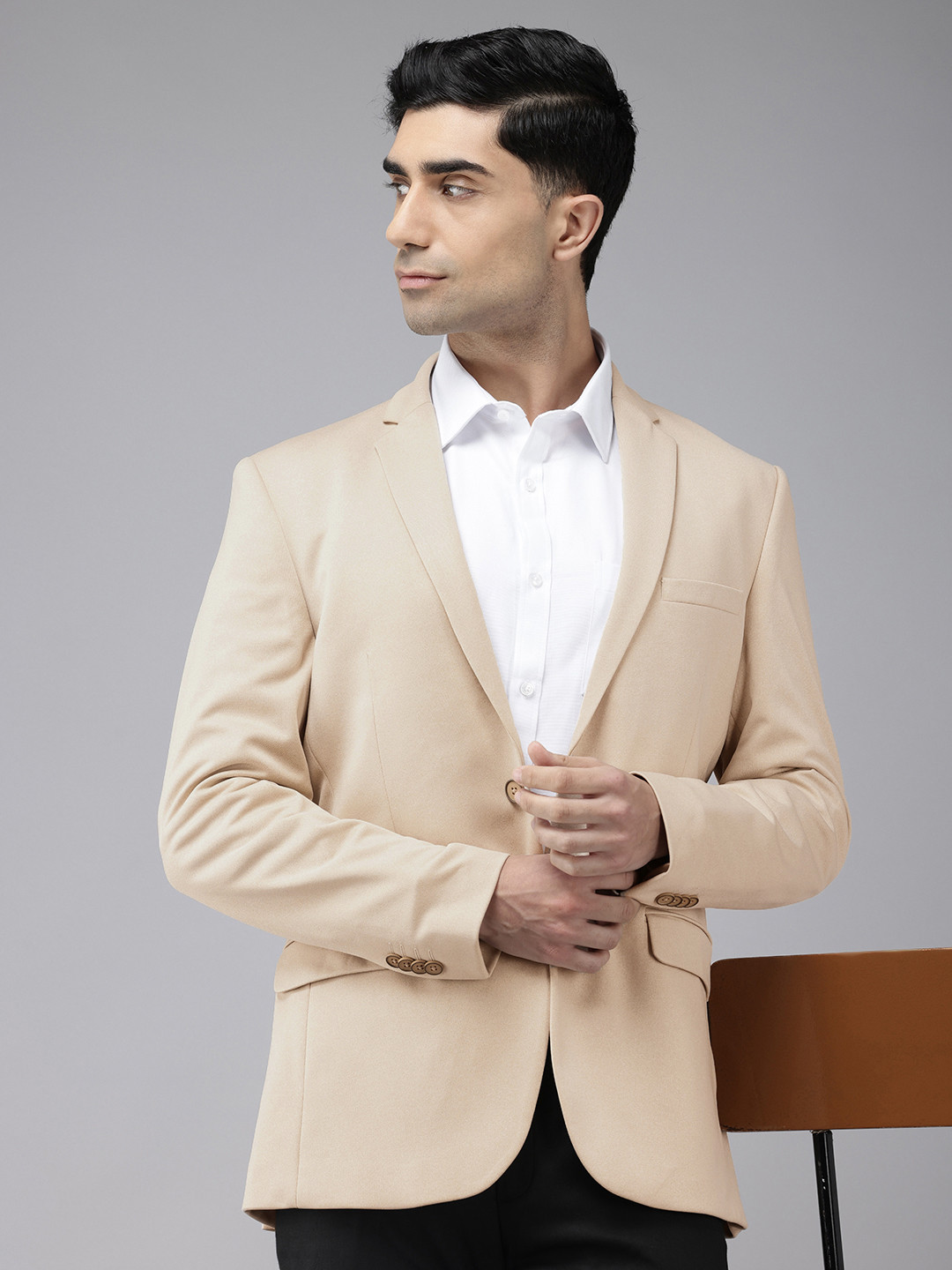 

Park Avenue Single-Breasted Notched Lapel Active Fit Formal Blazer, Beige