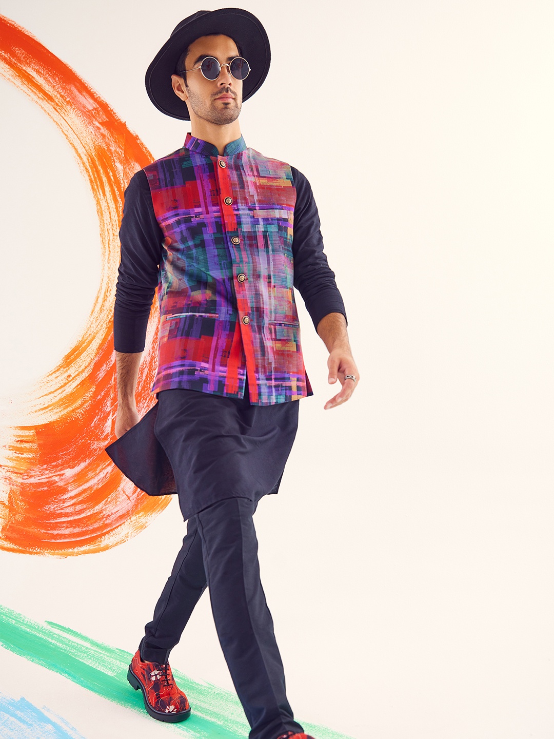 

KISAH Mandarin Collar Straight Kurta & Trouser With Nehru jacket, Navy blue