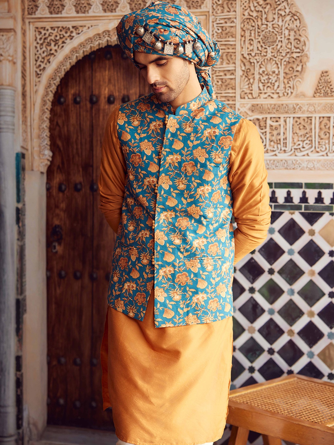 

KISAH Mandarin Collar Pure Cotton Kurta with Pyjamas And Nehru Jacket, Blue