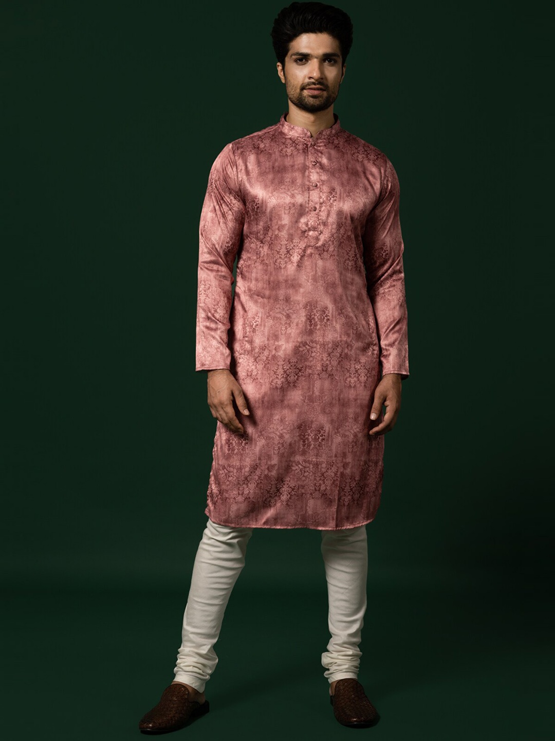 

KISAH Ethnic Motif Printed Regular Kurta With Churidar, Pink