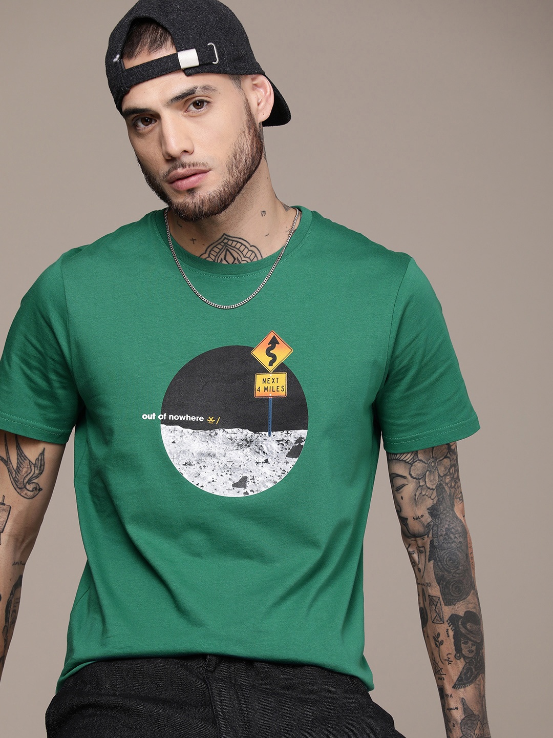 

WROGN Graphic Printed Pure Cotton Slim Fit Casual T-shirt, Green