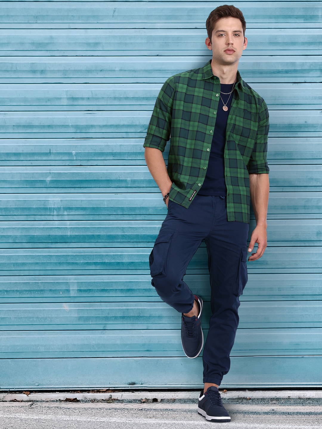 

WROGN Slim Fit Checked Pure Cotton Casual Shirt, Green