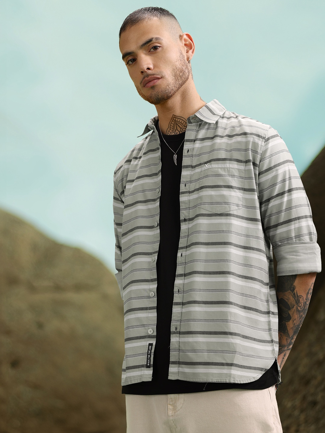 

WROGN Slim Fit Horizontal Striped Pure Cotton Casual Shirt, Grey