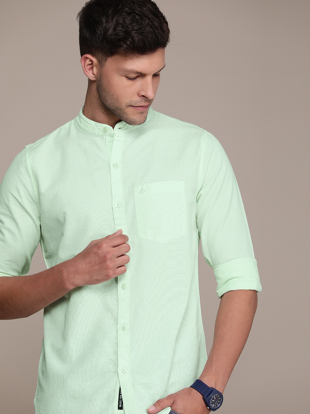 

WROGN Solid Slim Fit Pure Cotton Casual Shirt, Green