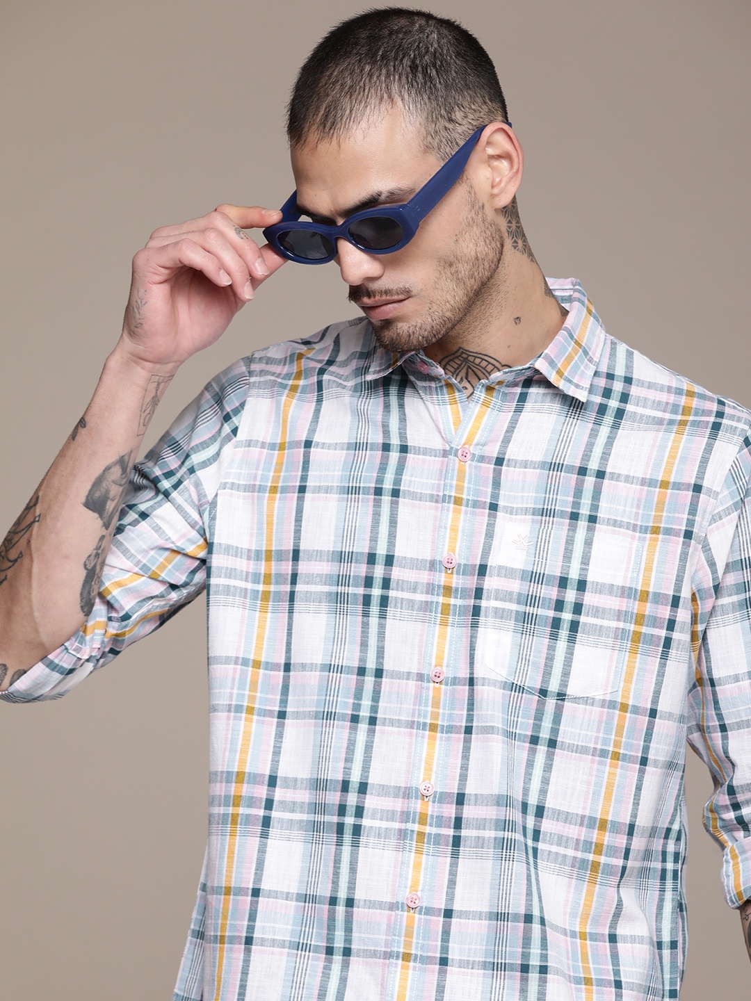 

WROGN Pure Cotton Slim Fit Checked Casual Shirt, White