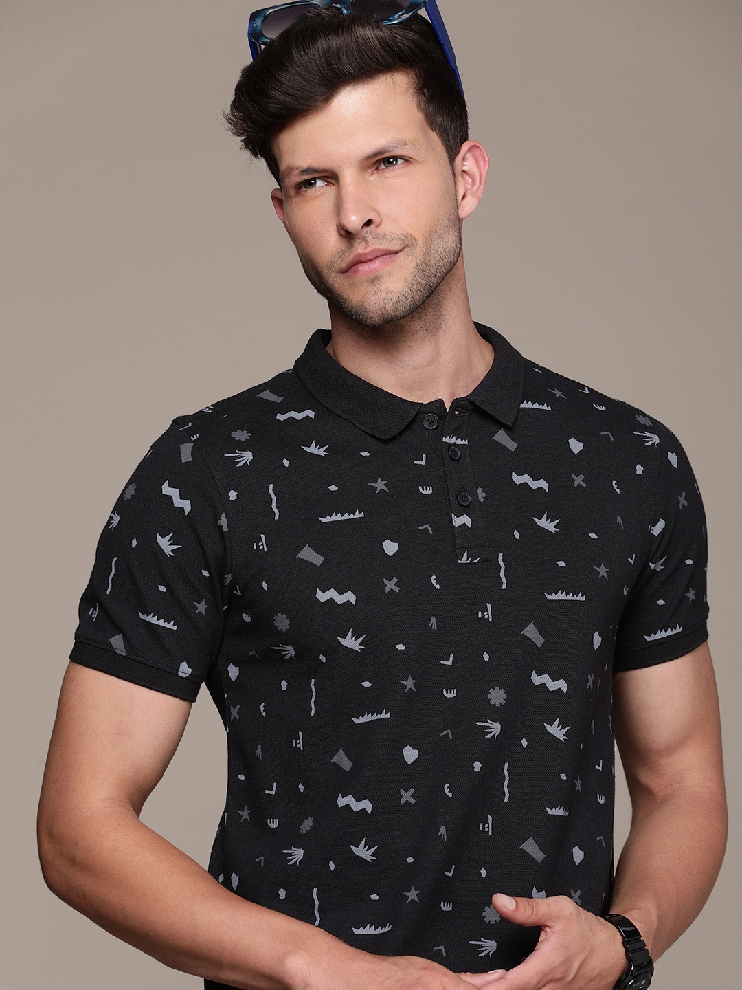 

WROGN Printed Polo Collar Slim Fit T-shirt, Black