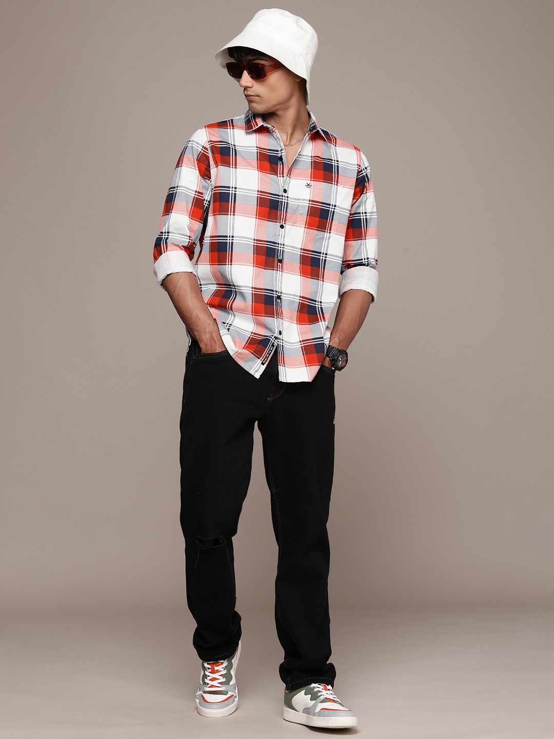 

WROGN Slim Fit Tartan Checks Opaque Pure Cotton Casual Shirt, Red