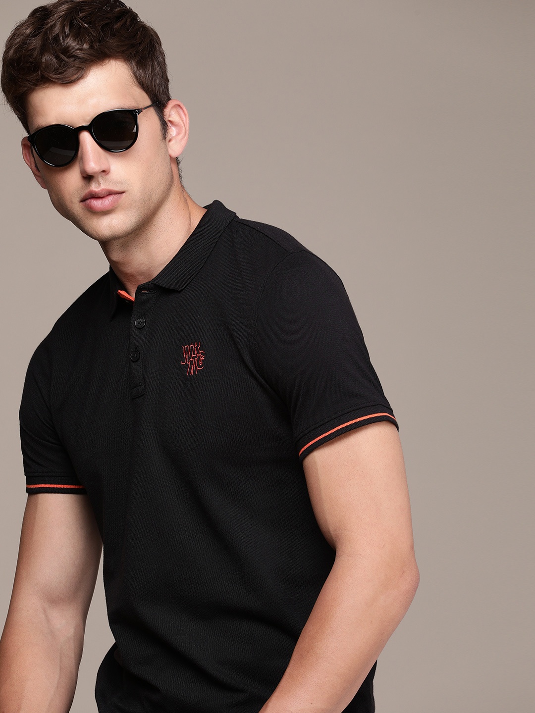 

WROGN Short Sleeves Polo Collar Slim Fit T-shirt, Black