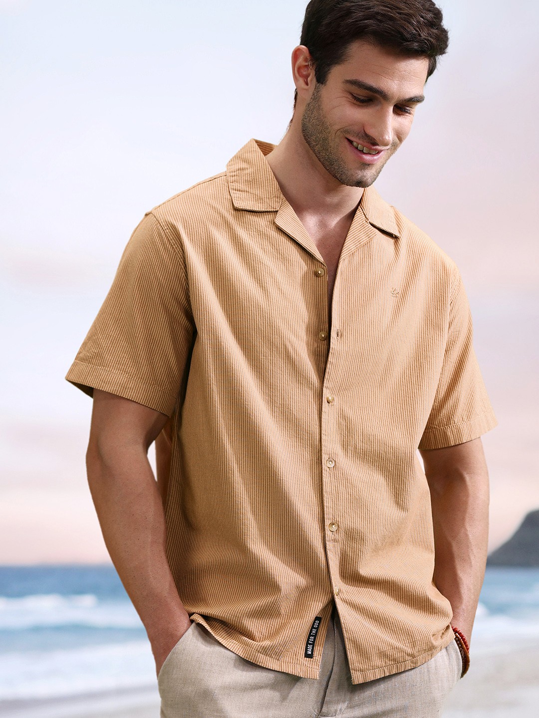 

WROGN Men Pure Cotton Slim Fit Striped Casual Shirt, Beige