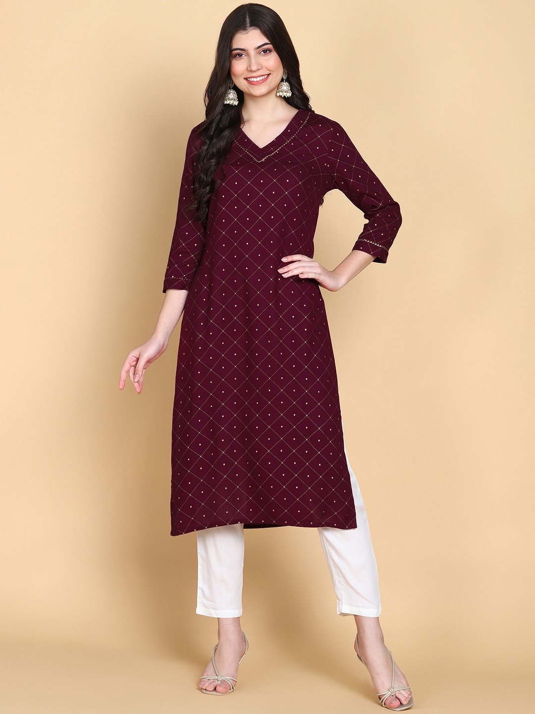 

KALINI Ethnic Motifs Printed V-Neck Gotta Patti Straight Kurta with Trousers, Maroon