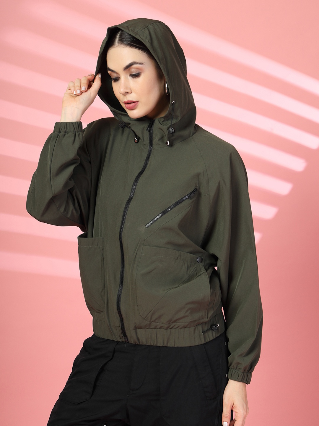 

CHKOKKO Windcheater Dry Fit Hooded Sporty Jacket, Olive