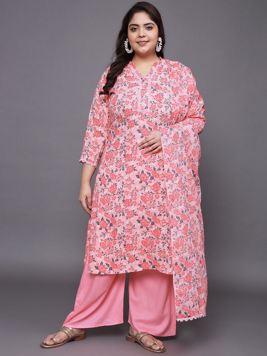 

Tissu Plus Size Floral Printed Straight Kurta With Palazzos & Dupatta, Peach