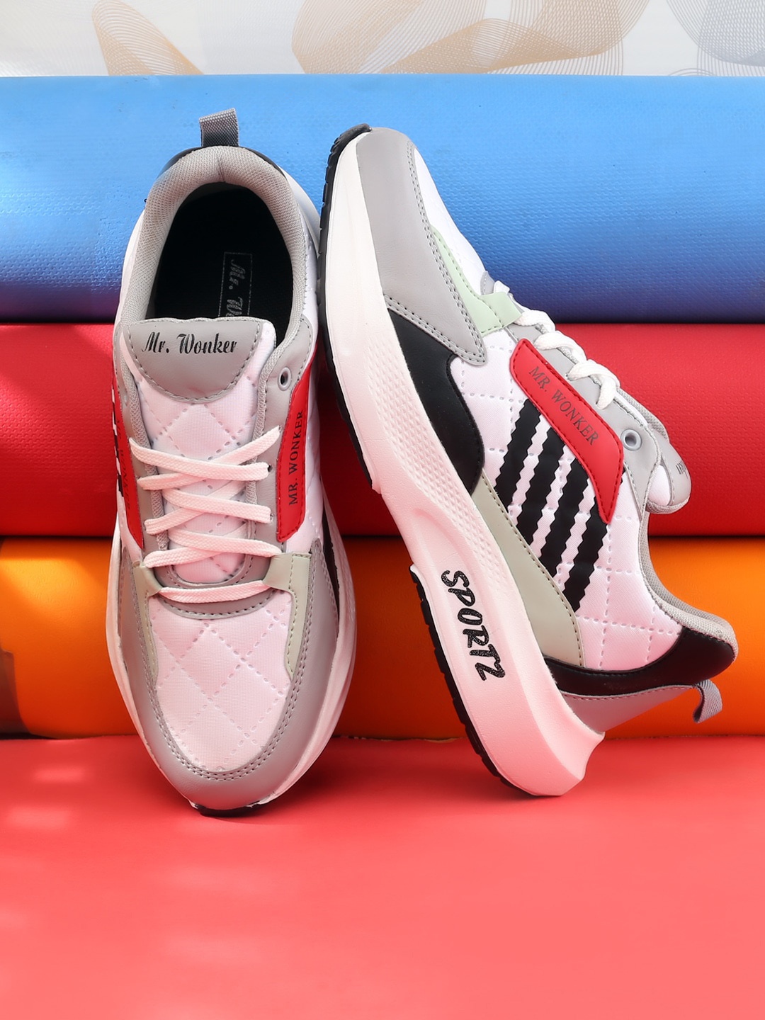 

mr.wonker Men Striped Lace-Up Sneakers, White