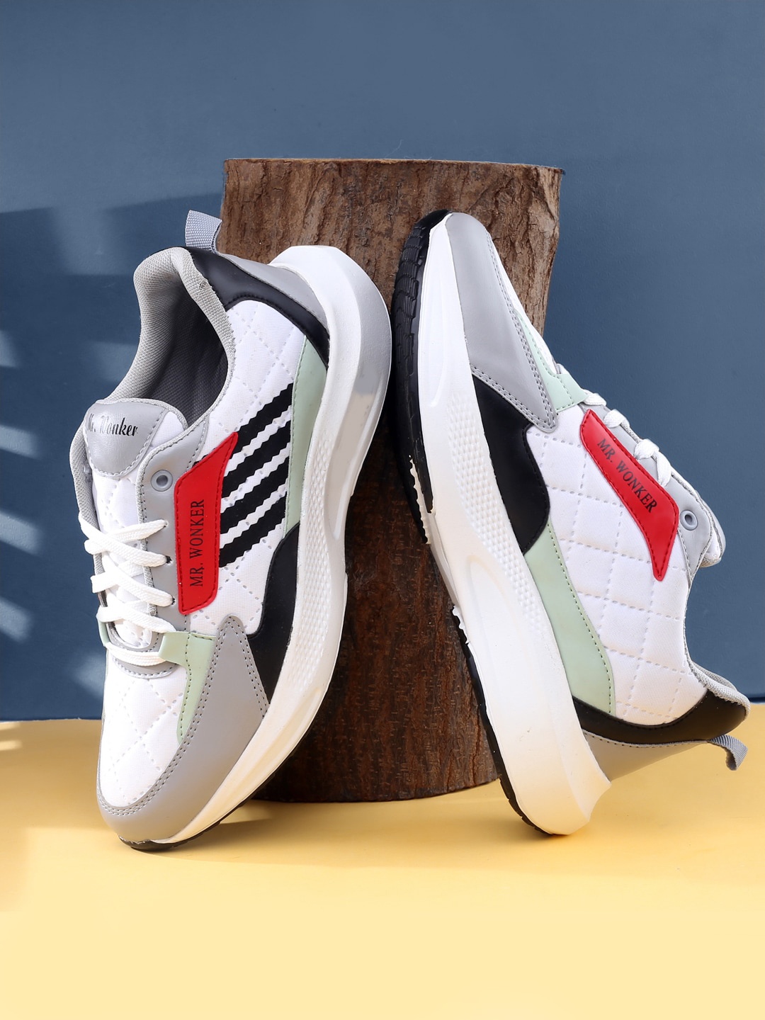 

mr.wonker Men Colourblocked Lightweight Basics Sneakers, White