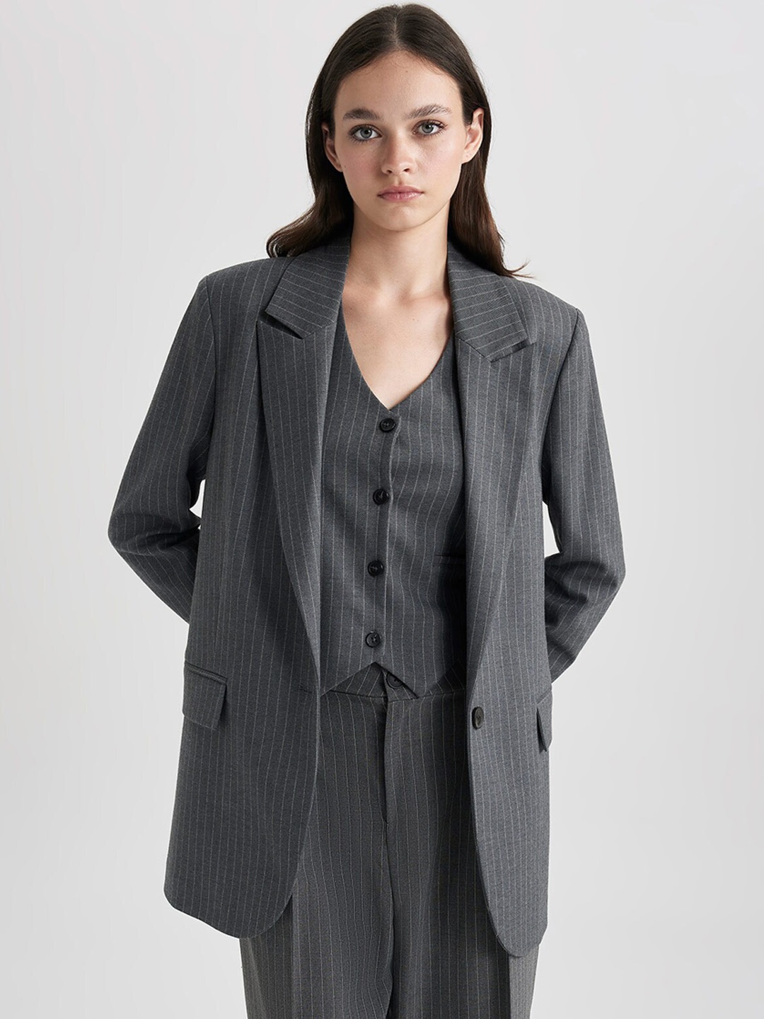 

DeFacto Striped Notched Lapel Collar Single Breasted Blazer, Grey