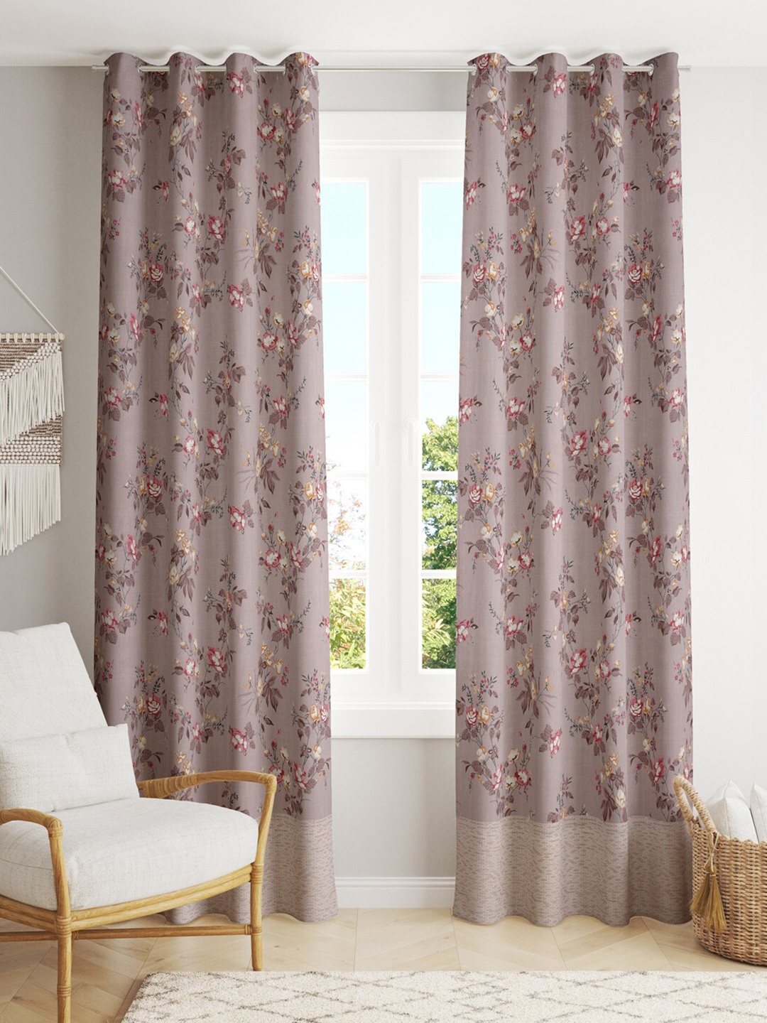 

Salona Bichona Peach-Coloured & Pink Floral Door Curtain