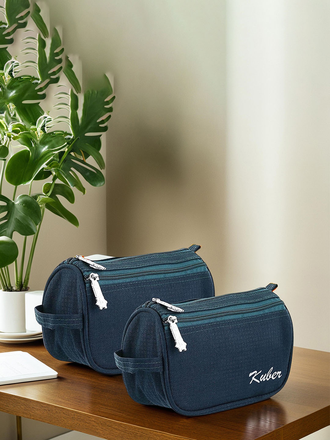 

Kuber Industries Blue Set Of 2 Travel Pouch