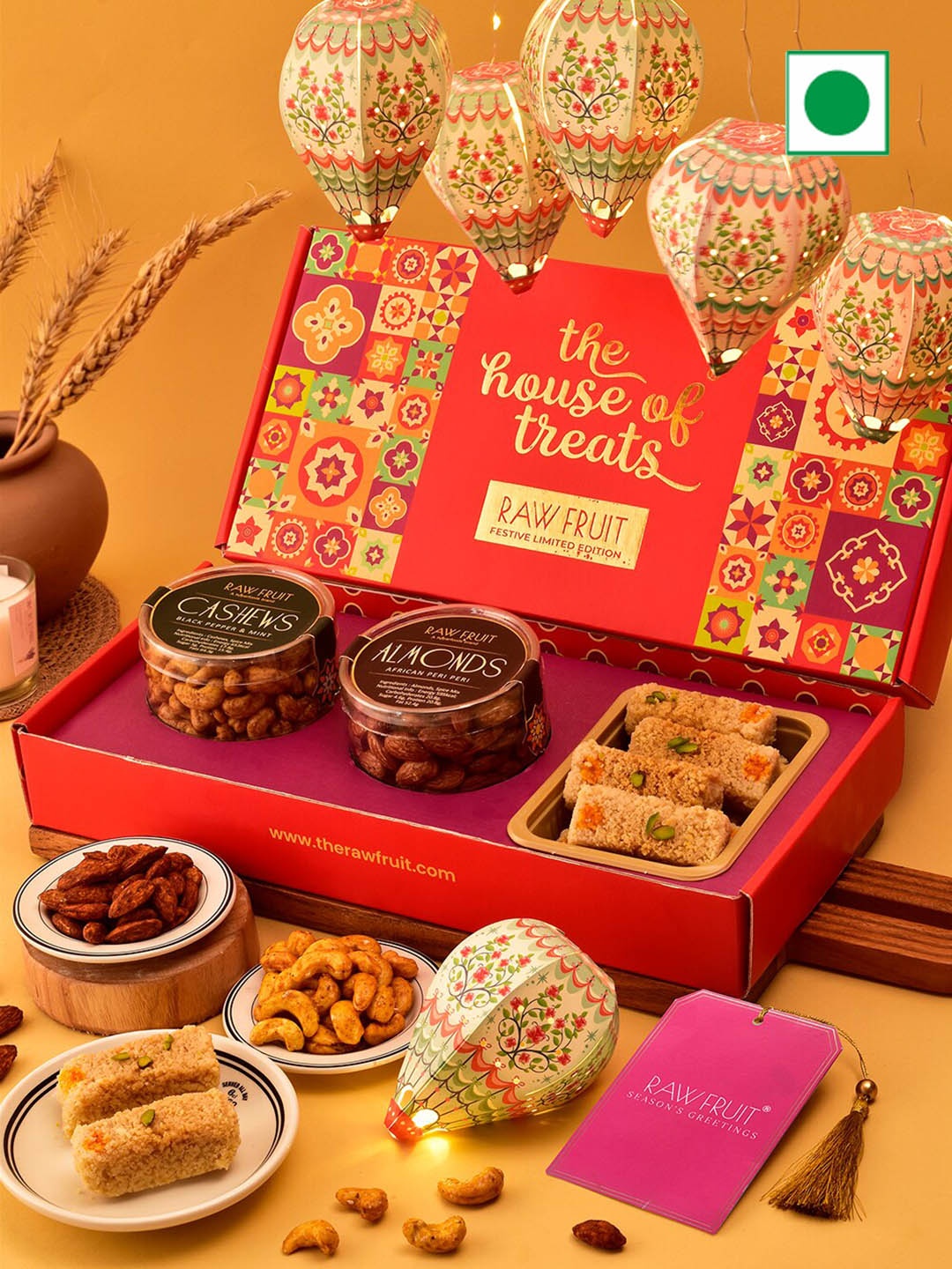 

RawFruit Nuts and Sweets with DIY Lights Gifts Set - 470gms, Red