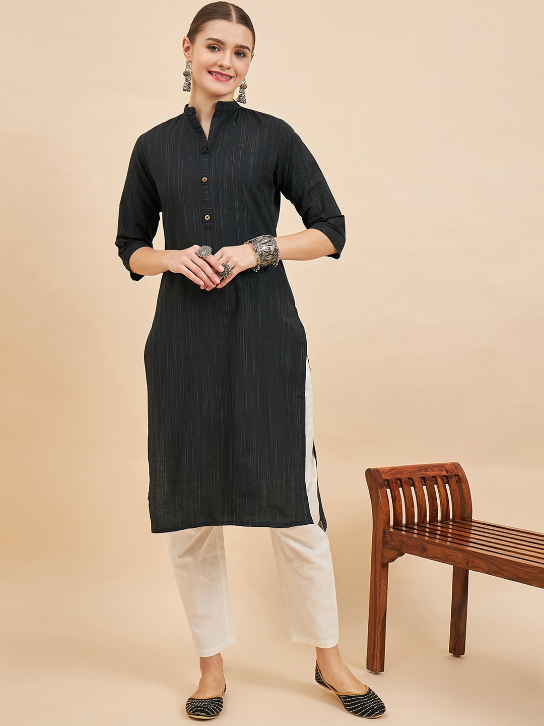 

Sangria Striped Mandarin Collar Kurtas, Black