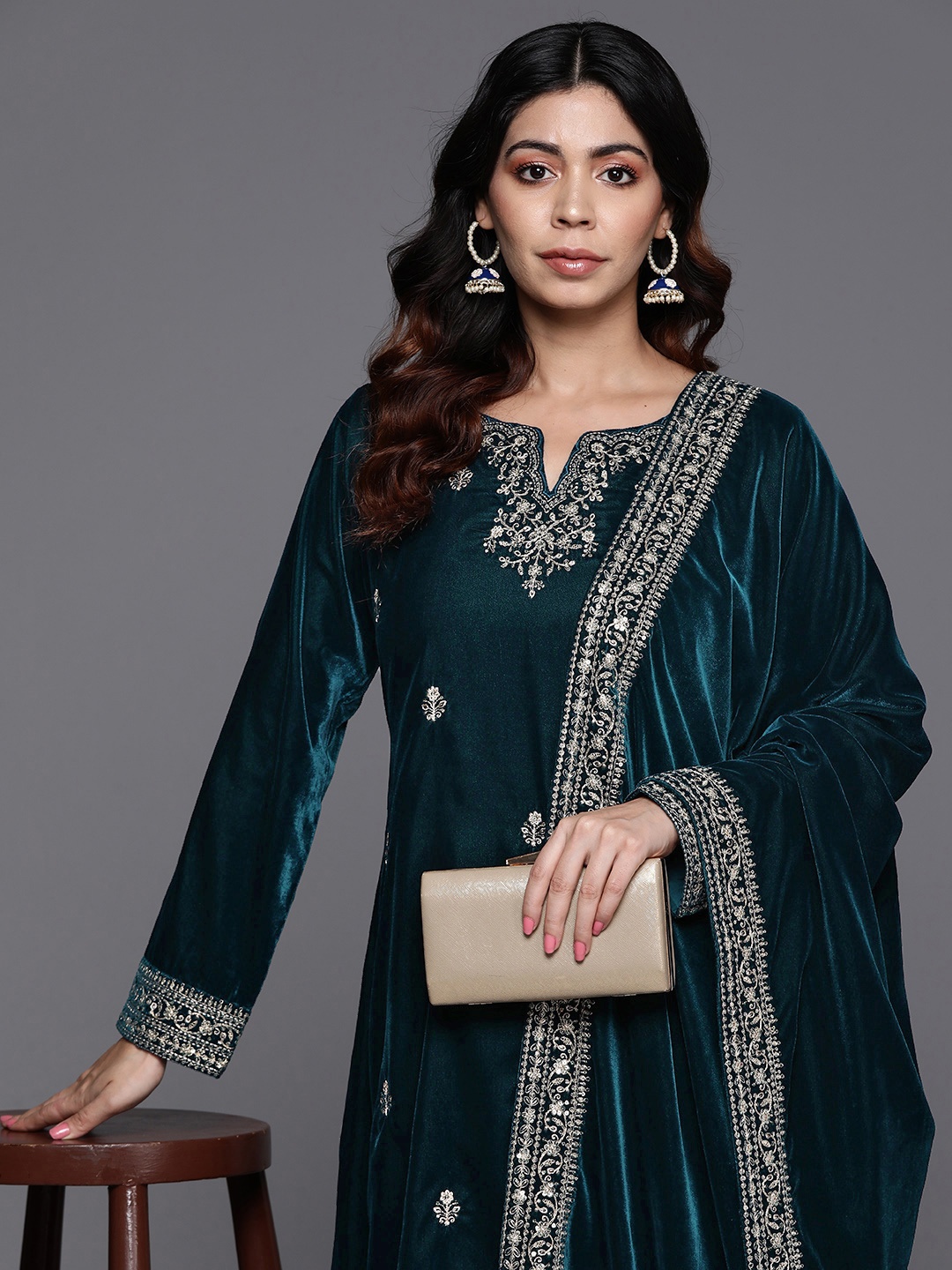 

Libas Women Teal Floral Embroidered Regular Sequinned Velvet Kurta with Trousers & With Dupatta