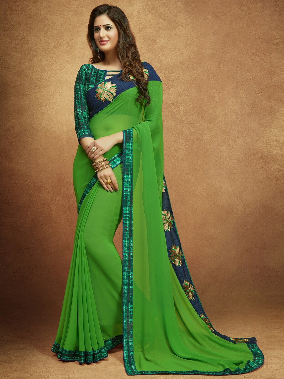 

KALINI Embroidered Border Saree, Green