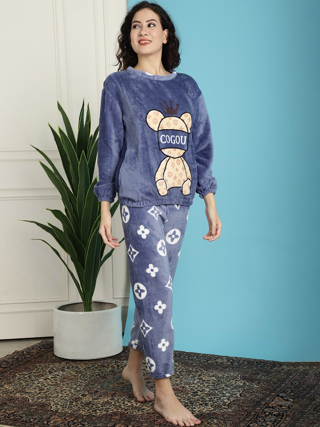 

TAG 7 Graphic Printed Top And Pyjamas, Blue